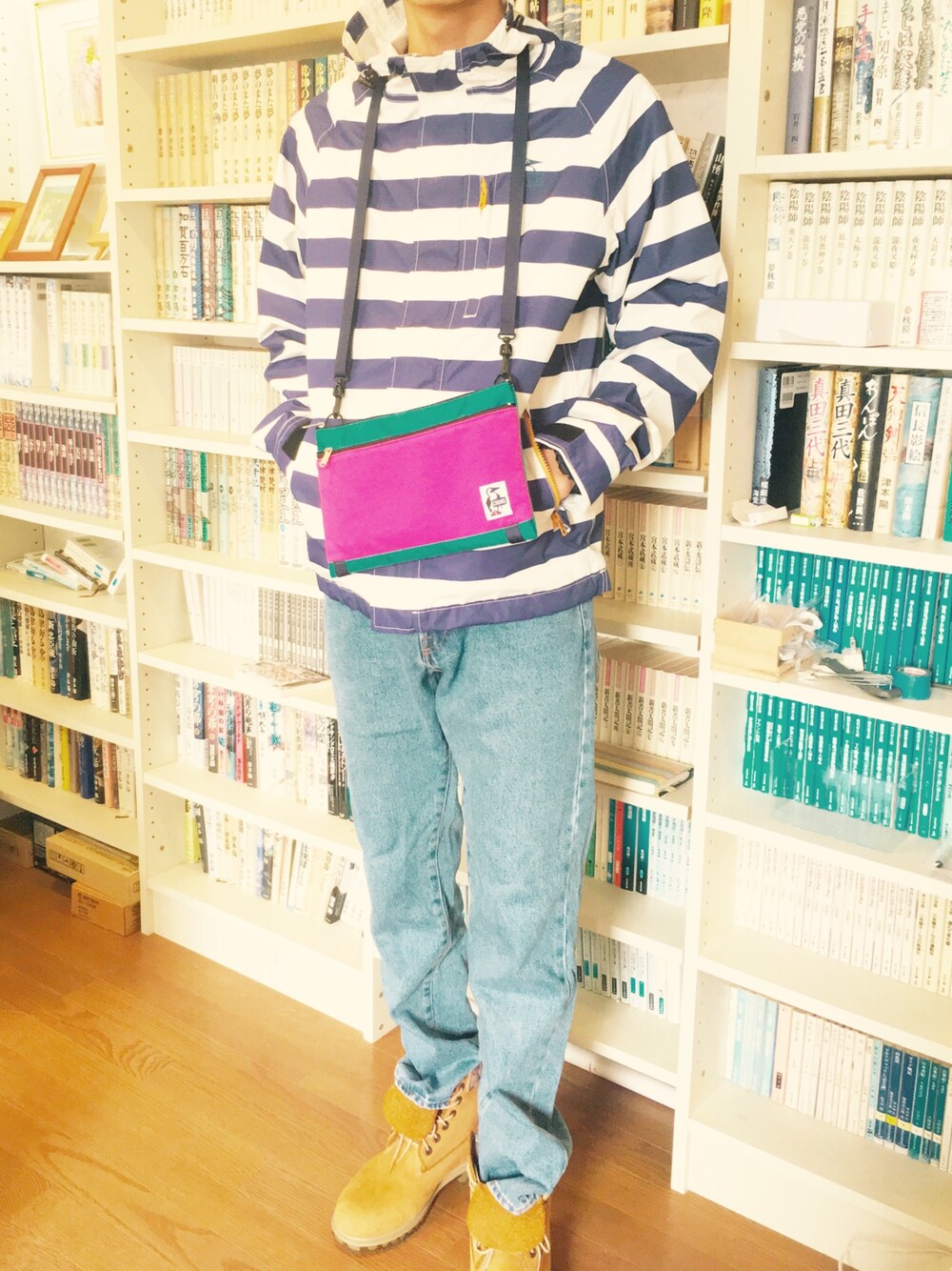 「no brandのアイテム（デニムパンツ、ブルー系）」を使った、龍山本さん（メンズ・175cm）の春コーディネートの1枚目の写真