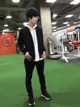 「黒パンツ」｜渡部太一さん（メンズ・174cm）の秋コーディネート