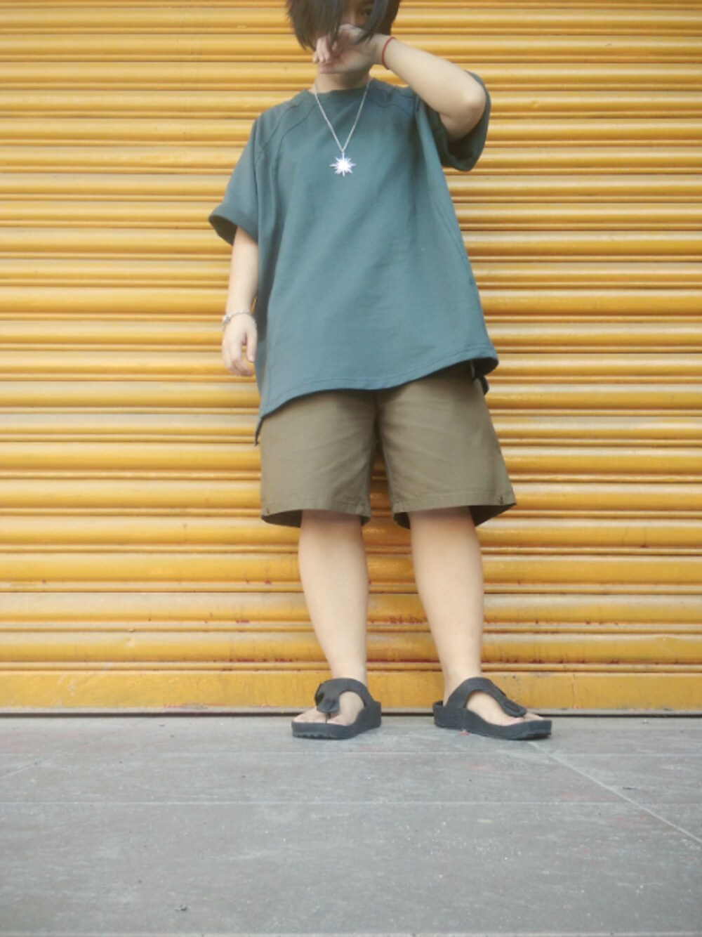 「綠色、green」｜「no brandのアイテム（ネックレス、シルバー系）」を使った、MEATさん（レディース・141cm）の秋コーディネートの1枚目の写真