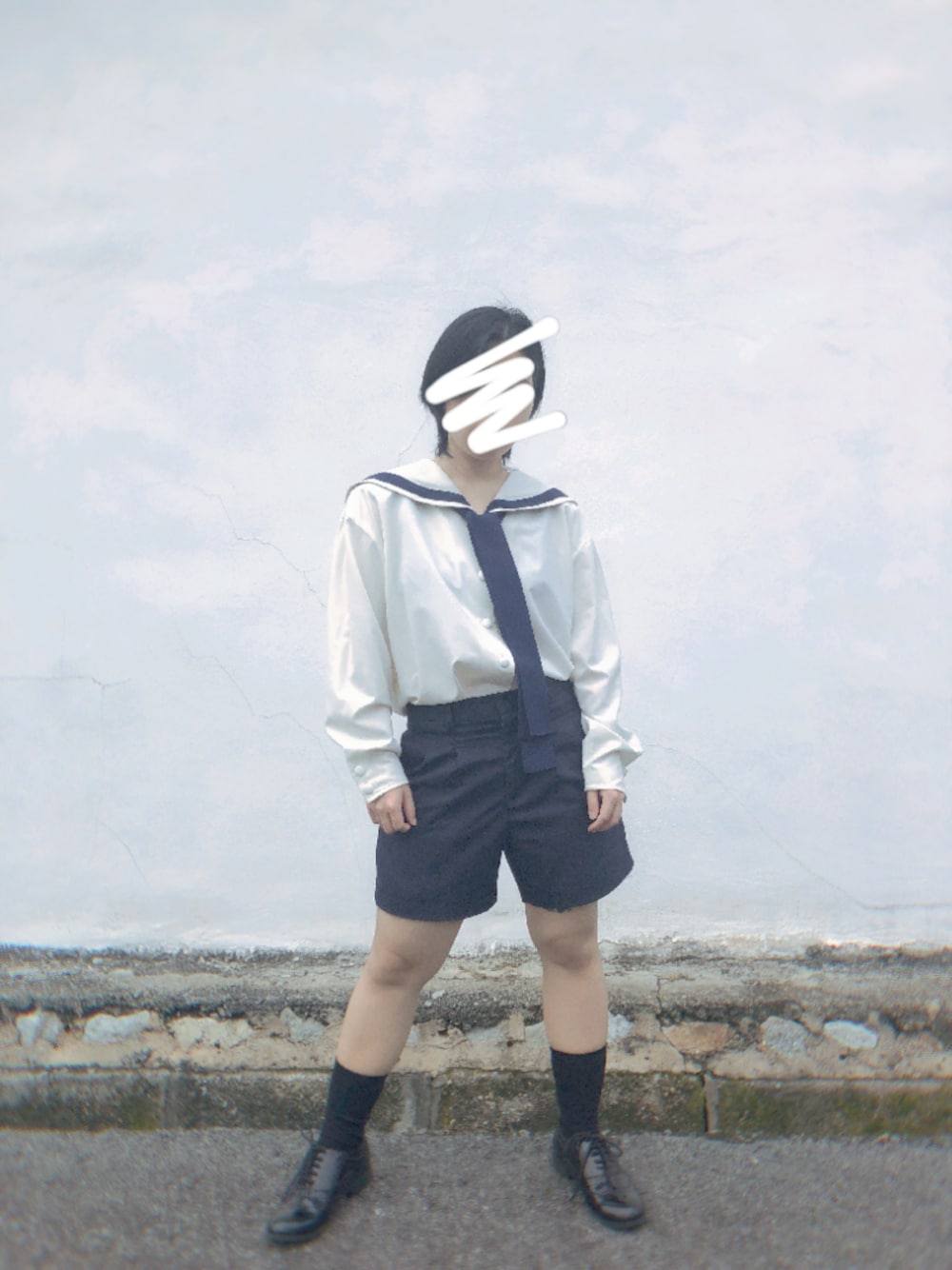 「古著、vintage、水手服、セーラー」｜「古著のアイテム（その他トップス、ホワイト系）」を使った、MEATさん（レディース・141cm）の冬コーディネートの1枚目の写真