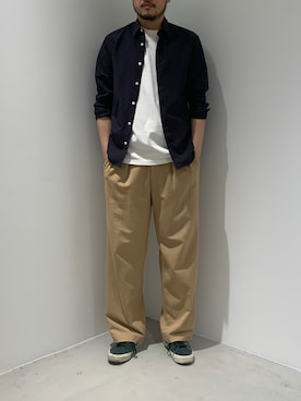 「アイテム（スラックス）」を使った、塚原 寿雄さん（メンズ・181cm・30代）の春コーディネート