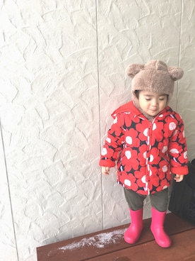 「marimekko（マリメッコ）のアイテム（ジャケット/アウター）」を使った、𓃽ヒカル𓃽さん（キッズ・80cm）の冬コーディネート