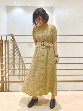 「小花柄ワンピース」｜「アイテム（サンダル）」を使った、きしゃば さやか ✌︎さん（レディース・150cm）の夏コーディネート