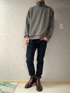 「GU（ジーユー）のアイテム（スウェット、グレー系）」を使った、Wu さん（メンズ・180cm）の秋コーディネート