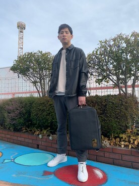 「no brand（ノーブランド）のアイテム（バッグ、ブラック系）」を使った、Wu さん（メンズ・180cm）の春コーディネート