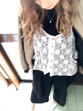 「アイテム（キャミソール、ベージュ系）」を使った、hさん（レディース・159cm）の春コーディネート