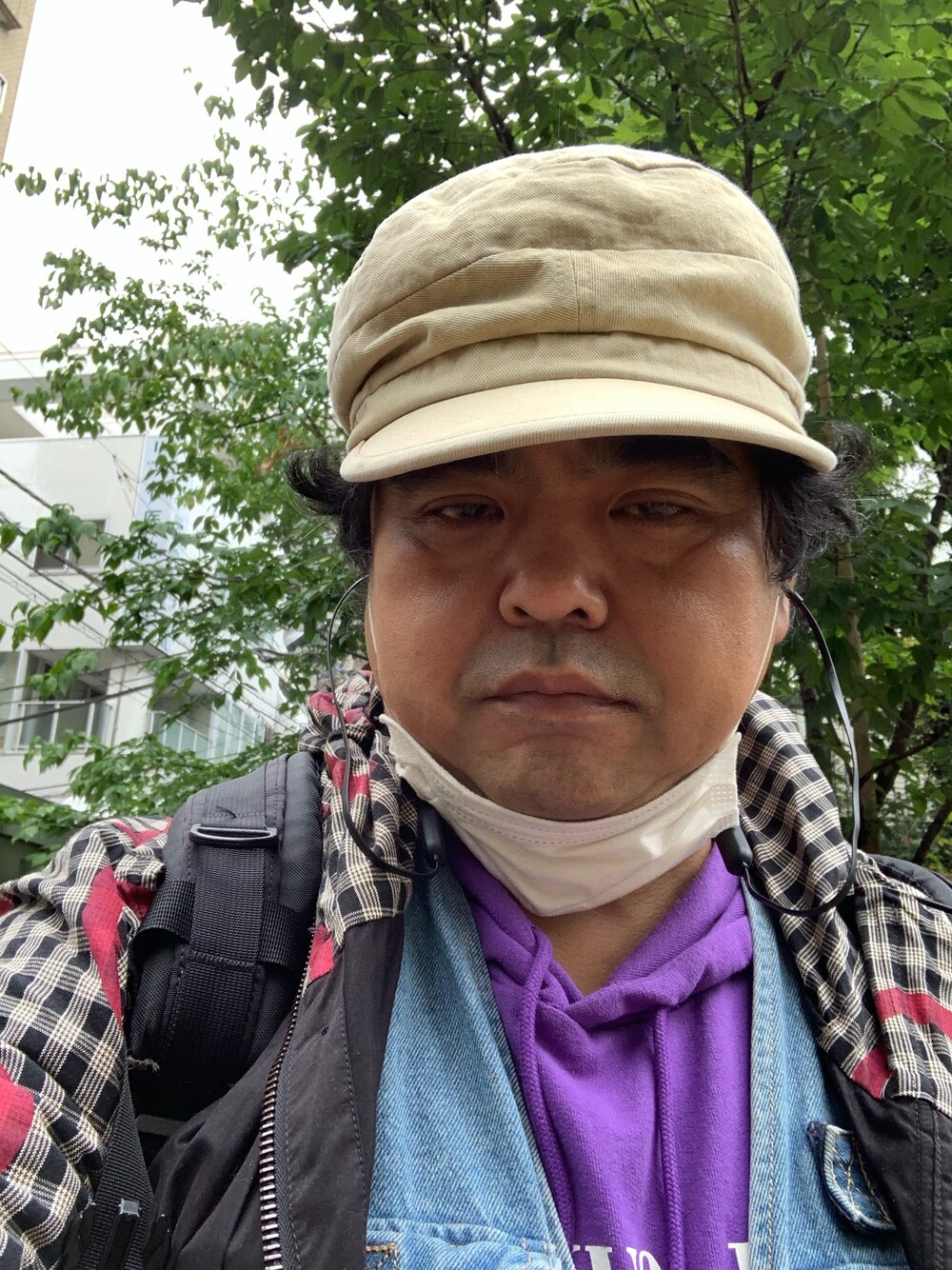 「GUのアイテム（パーカー、パープル系）」を使った、@西郷どんさん（メンズ・170cm）の秋コーディネートの1枚目の写真