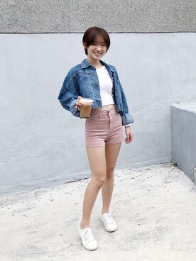 「CACO（カコ）のアイテム（パンツ）」を使った、余碧妃さん（レディース・154cm）の秋コーディネート