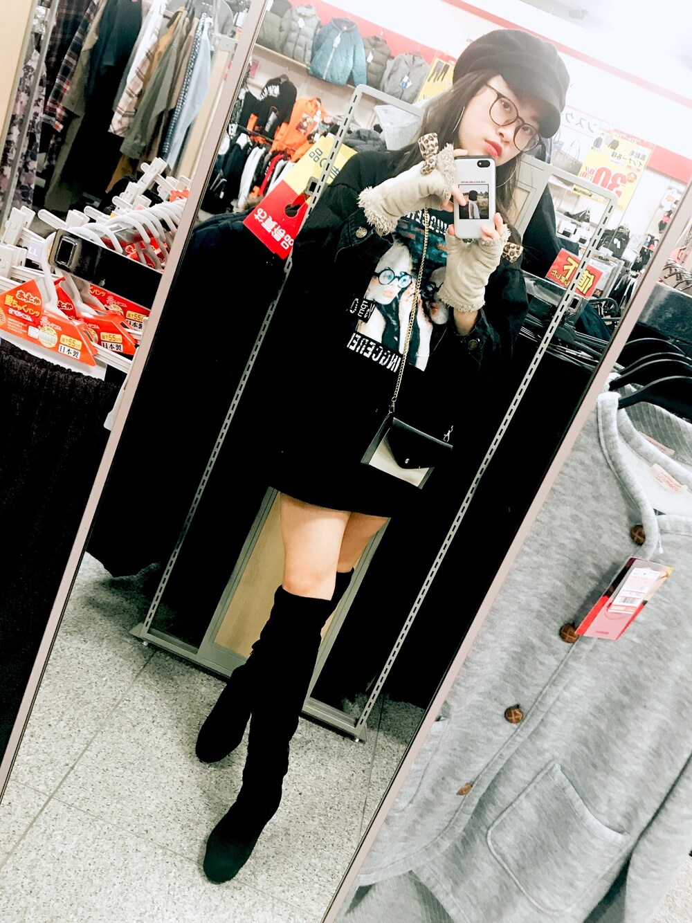 「カジュアルコーデ、買い物、ラフ、ラフコーデ、適当、ブラック、韓国風コーデ、韓国ファッション、休日スタイル、Aistyle」｜「しまむらのアイテム（キャスケット、ブラック系）」を使った、aitopstyleさん（レディース・161cm）の冬コーディネートの1枚目の写真