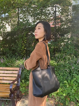 「OSYAREVO（オシャレボ）のアイテム（トートバッグ）」を使った、genyuanziさん（レディース・163cm）の秋コーディネート