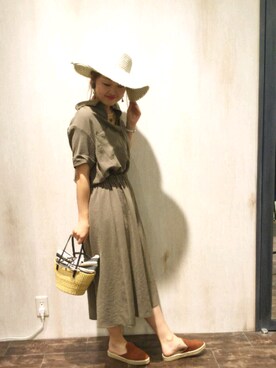 「MUUN（ムーニュ）のアイテム」を使った、emiさん（レディース・158cm）の春コーディネート