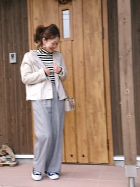 「アイテム（ムートンコート）」を使った、emiさん（レディース・158cm）の秋コーディネート
