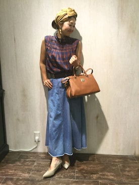 「Moname（モナーム）のアイテム（スカート）」を使った、emiさん（レディース・158cm）の夏コーディネート
