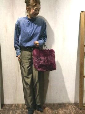 「Moname（モナーム）のアイテム（トップス）」を使った、emiさん（レディース・158cm）の秋コーディネート