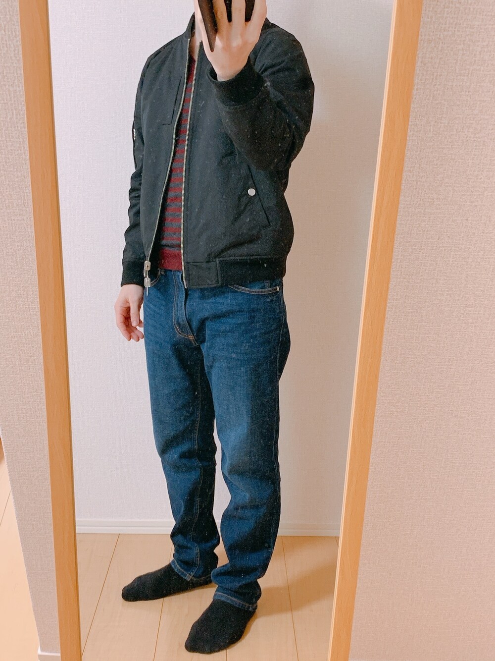 「NANO universeの2019/4/4 裏ボーダーリバーシブルＭＡ－１（MA-1、ブラック系）」を使った、YUの食べログ@愛知県のグルメブロガーさん（メンズ・160cm）の春コーディネートの1枚目の写真