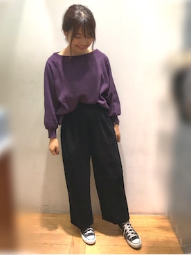 「パープル×黒」｜「アイテム（Tシャツ/カットソー）」を使った、noeさん（レディース・158cm）の秋コーディネート