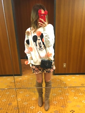 「SAINT LAURENT PARIS（サンローランパリ）のアイテム（財布/小物）」を使った、KANAYOさん（レディース・166cm）の冬コーディネート