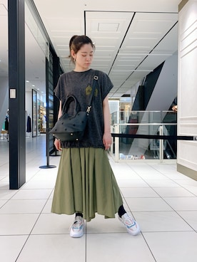 「D.A.T.E.（デイト）のアイテム（シューズ）」を使った、ISAさん（レディース・160cm）の夏コーディネート