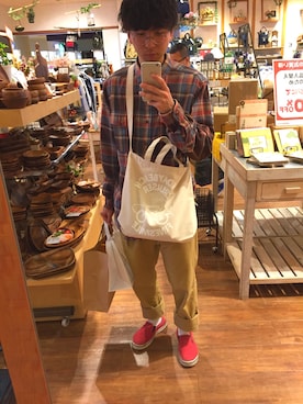 「circus（サーカス）のアイテム」を使った、みみさん（メンズ・172cm）の春コーディネート