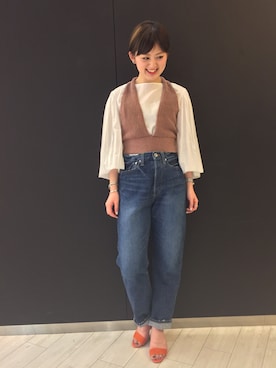「BEAUTY&YOUTH UNITED ARROWS（ビューティーアンドユースユナイテッドアローズ）の＜6(ROKU)＞PAD GATHER BLOUSE/ﾌﾞﾗｳｽ（シャツ/ブラウス、ホワイト系）」を使った、Shiori Tanidaさん（レディース・162cm）の春コーディネート