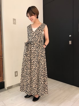 「BEAUTY&YOUTH UNITED ARROWS（ビューティーアンドユースユナイテッドアローズ）のBY レオパードラップノースリーブワンピース（ワンピース、ベージュ系）」を使った、Shiori Tanidaさん（レディース・162cm）の夏コーディネート