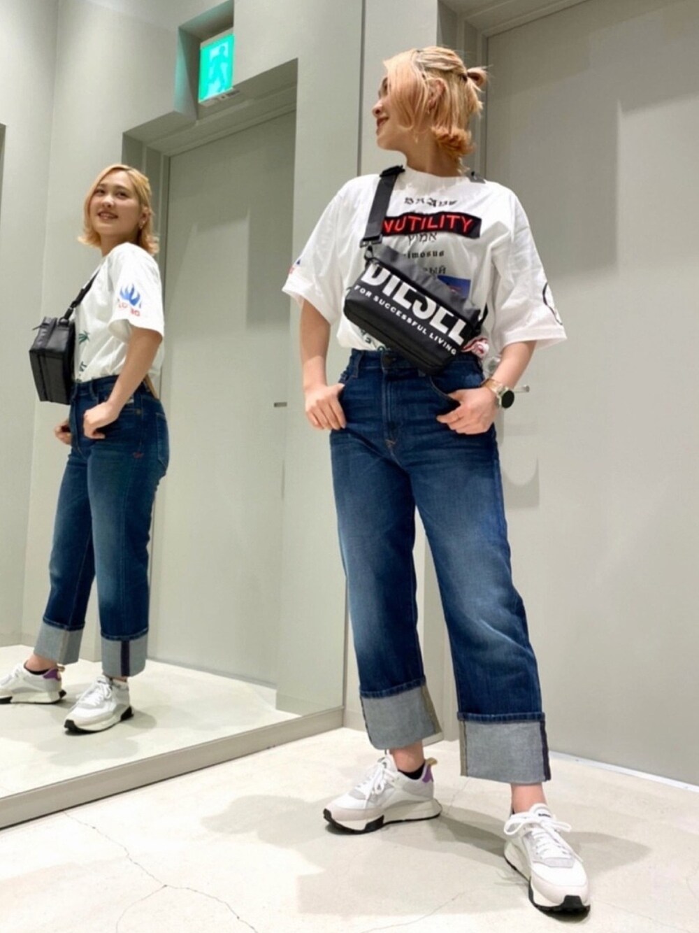 DIESEL（ディーゼル）の「レディース BIGロゴジッパー 2WAY