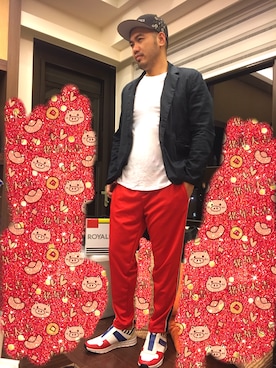 「ROYAL ELASTICS（ロイヤルエラスティクス）のアイテム（シューズ）」を使った、Jeffrey Huangさん（メンズ・173cm）の冬コーディネート