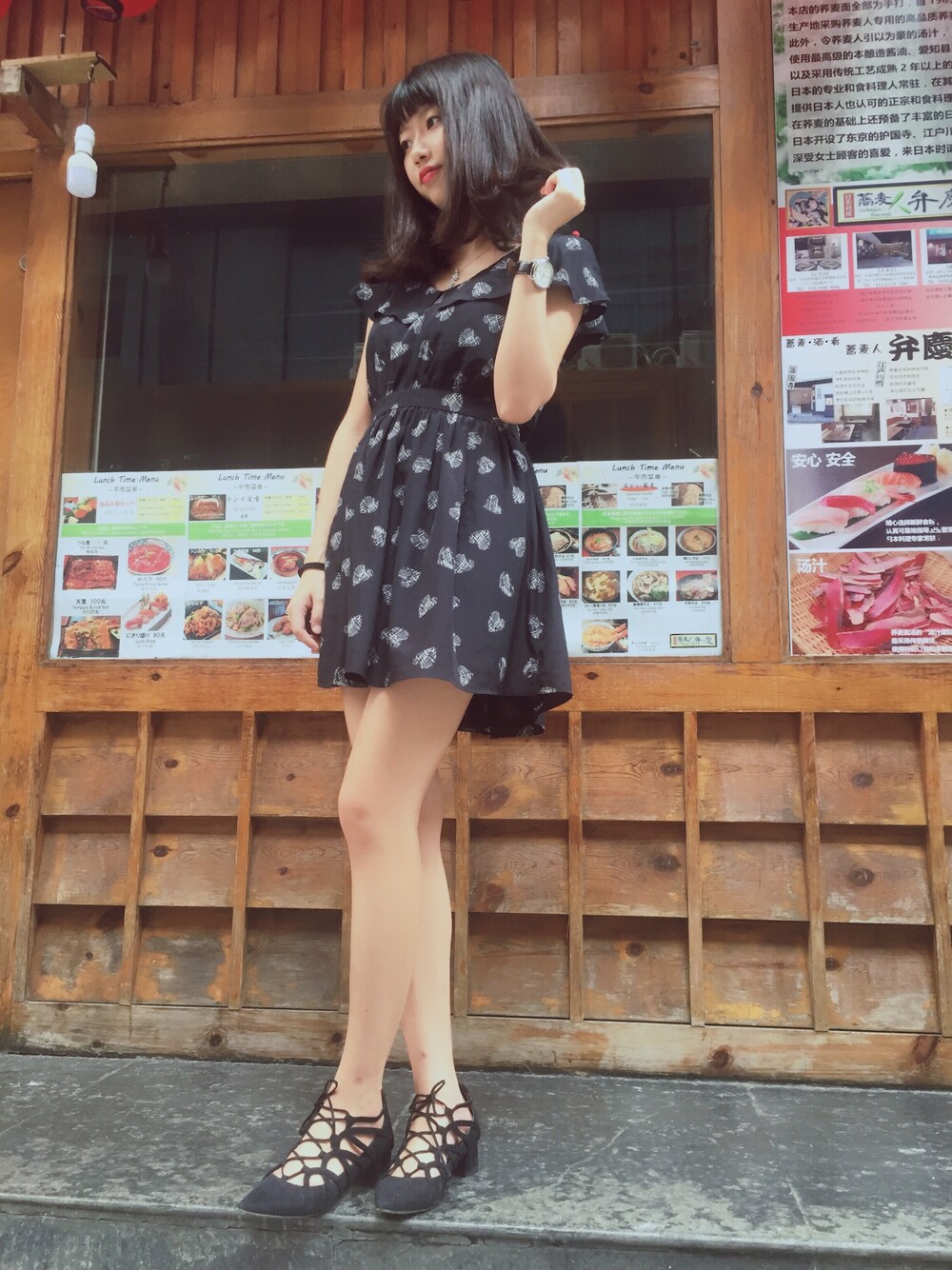「夏」｜「JARIOのアイテム（チュニック、ブラック系）」を使った、Zzoujoeさん（レディース・168cm）の秋コーディネートの1枚目の写真