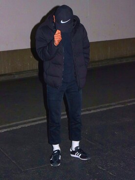 「AZUL by moussy（アズールバイマウジー）のアイテム（ダウンジャケット/コート）」を使った、西脇 大智さん（メンズ・173cm）の冬コーディネート