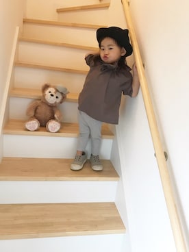 「フリルネック」｜「アイテム（スリッポン）」を使った、tona♡さん（キッズ・90cm）の秋コーディネート