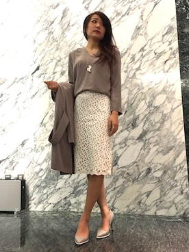 「お食事会」｜「アイテム（その他アウター）」を使った、22 OCTOBRE Staffさん（レディース・162cm）の冬コーディネート