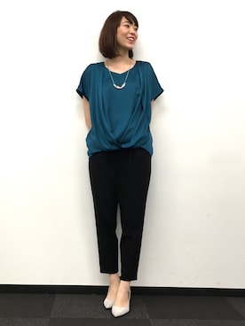 「ブラウスコーデ」｜「アイテム（アクセサリー）」を使った、22 OCTOBRE Staffさん（レディース・158cm）の春コーディネート