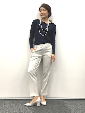 「お仕事スタイル」｜「アイテム（アクセサリー）」を使った、22 OCTOBRE Staffさん（レディース・162cm）の春コーディネート