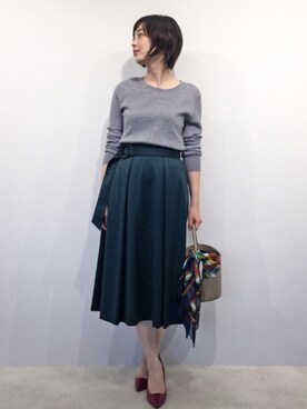 「22オクトーブル」｜「アイテム（スカート）」を使った、22 OCTOBRE Staffさん（レディース・157cm）の秋コーディネート