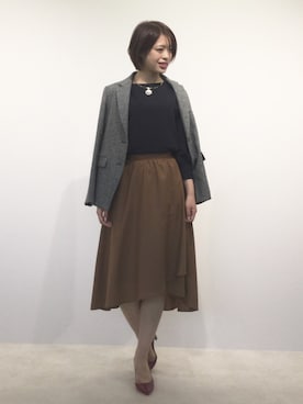 「22オクトーブル」｜「アイテム（スカート）」を使った、22 OCTOBRE Staffさん（レディース・169cm）の秋コーディネート