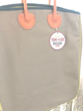 「ヤングアンドオルセン」｜「アイテム（トートバッグ）」を使った、(R)ℹ︎ｅ☺︎さん（レディース・161cm）の春コーディネート