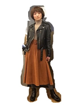 「MID by MIDWEST（ミッド バイ ミッドウエスト）のアイテム」を使った、麗さん（レディース・155cm）の春コーディネート