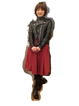 「MID by MIDWEST（ミッド バイ ミッドウエスト）のアイテム」を使った、麗さん（レディース・155cm）の春コーディネート