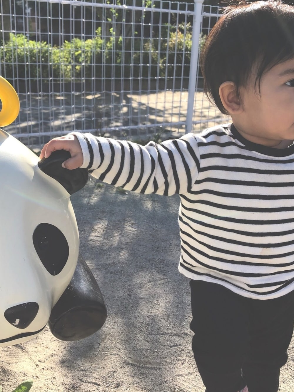 「パンダ、公園スタイル、赤ちゃんコーデ、ボーイッシュ、一歳、キッズコーデ、ベビーコーデ」｜「赤ちゃん本舗のアイテム（ママ＆ベビー、ホワイト系）」を使った、ひなちゃんさん（レディース・162cm）の春コーディネートの1枚目の写真