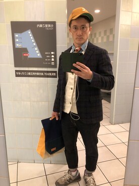 「NEW BALANCE（ニューバランス）のアイテム（スニーカー、グレー系）」を使った、しゅにんさん（メンズ・165cm）の冬コーディネート