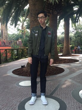 「TOPMAN（トップマン）のアイテム（ミリタリージャケット）」を使った、Wen Haoさん（メンズ・179cm）の冬コーディネート