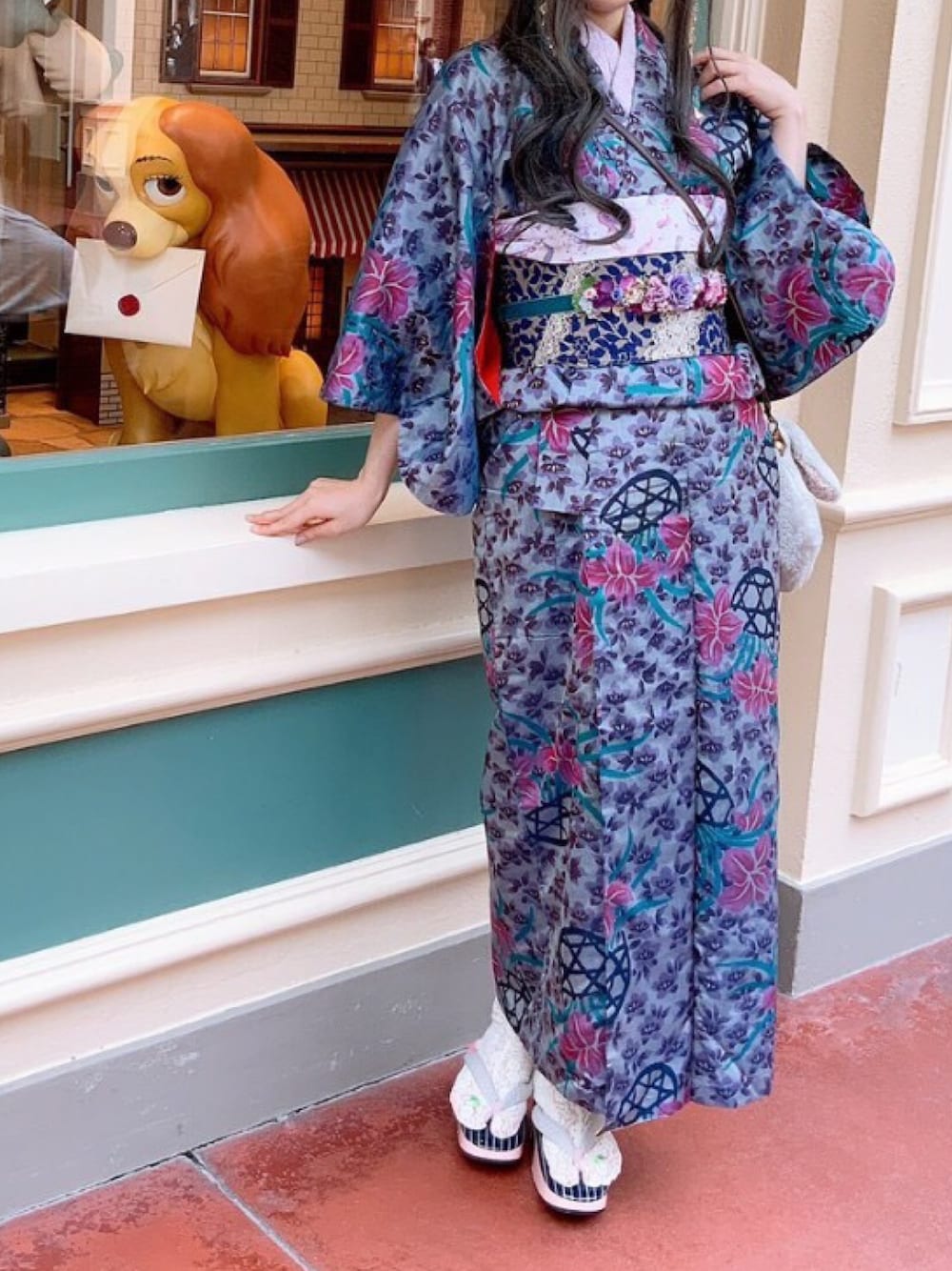 「アンティーク着物」｜「no brandのアイテム（浴衣、パープル系）」を使った、駒子さん（レディース・160cm）の春コーディネートの1枚目の写真