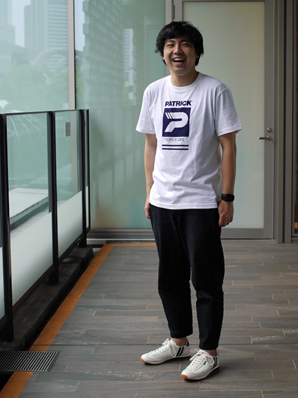 「Patrick、スニーカー、シンプルコーデ、カジュアル、Tシャツ」｜「PATRICKのアイテム（Tシャツ/カットソー、ホワイト系）」を使った、LB_YAMAZAKIさん（メンズ・175cm）の夏コーディネートの1枚目の写真