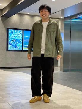 「アイテム（スニーカー、イエロー系）」を使った、LB_YAMAZAKIさん（メンズ・176cm）の秋コーディネート