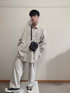 「ストレートパンツ」｜「アイテム（雑誌）」を使った、ふみふみさん（メンズ・172cm）の春コーディネート