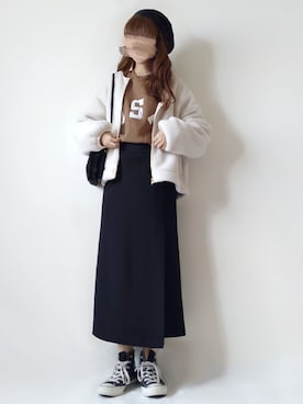 「アイラブCONVERSE」｜「アイテム（スウェット）」を使った、こうさん（レディース・162cm）の冬コーディネート