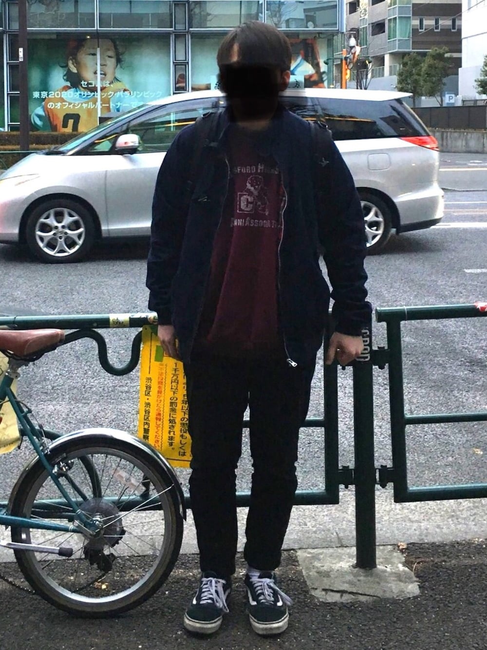 「古着、スニーカー、黒スキニー、古着MIX、古着好きな人と繋がりたい、オールドスクール、いいね、save、フォローお願いします🤑、相互フォロー、popeye、CLUEL homme」｜「HANESのKINJI原宿（スウェット、レッド系）」を使った、사황さん（メンズ・165cm）の冬コーディネートの1枚目の写真