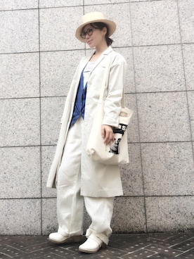 「オールホワイト」｜「アイテム（ステンカラーコート）」を使った、quruminさん（レディース・162cm）の春コーディネート