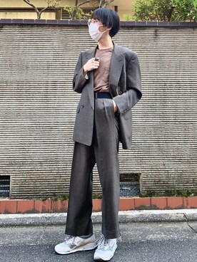 「NEWBALANCE」｜「アイテム（スラックス）」を使った、Utoさん（メンズ・169cm）の秋コーディネート