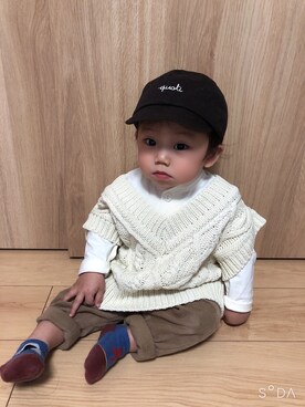 「quoti use fith（クゥオティ　ユース　フィス）のアイテム（キャップ）」を使った、そうぱんまんさん（キッズ・70cm）の冬コーディネート